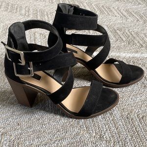 Black heeled sandals